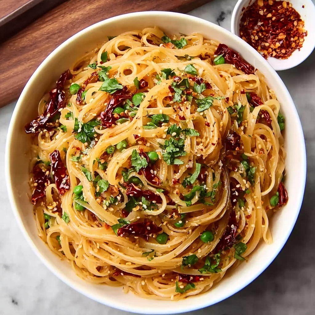 Spicy Garlic Chili Noodles: A Quick Flavor Explosion! Recipe - Recipe Image